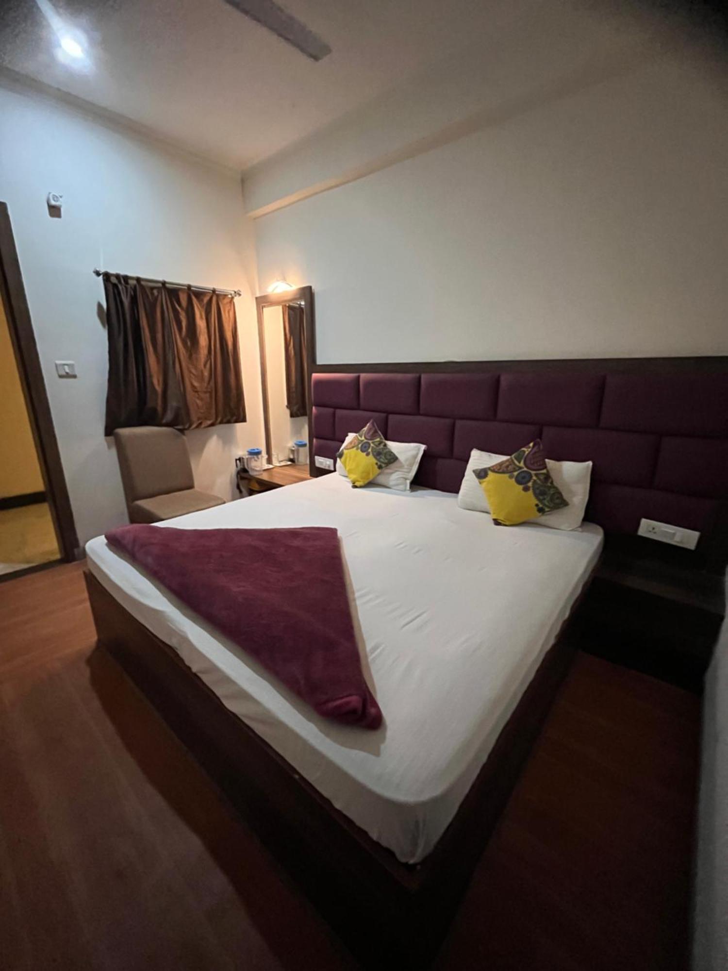 Hostel Hot - House Of Travellers Taj View Agra  Exterior foto