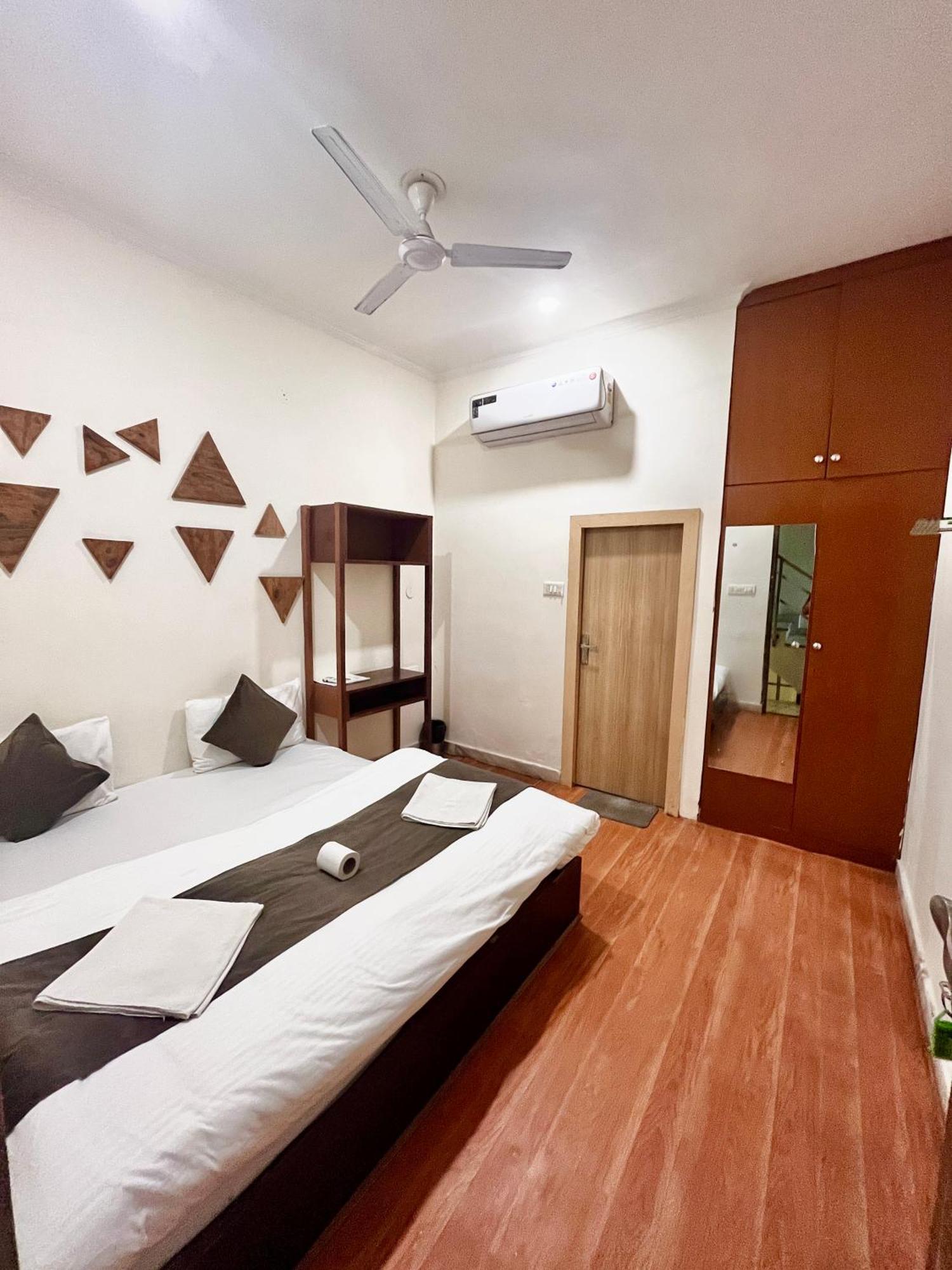 Hostel Hot - House Of Travellers Taj View Agra  Exterior foto